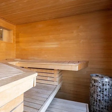 Pensión Lindallén *