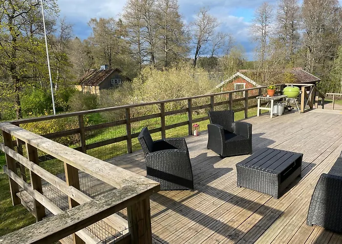 بيت ضيافة Lindallen